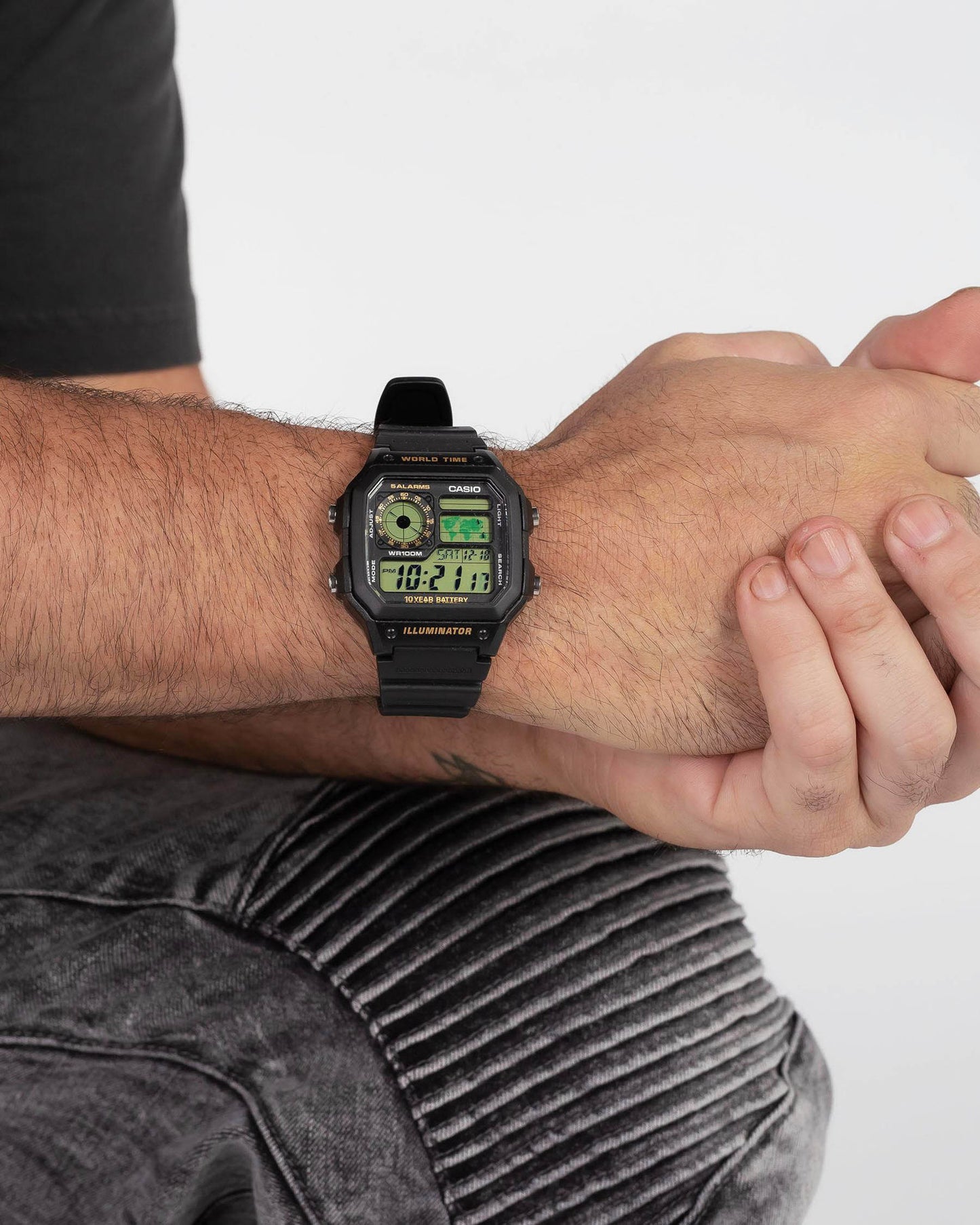 CASIO AE-1200WH-1BVDF
