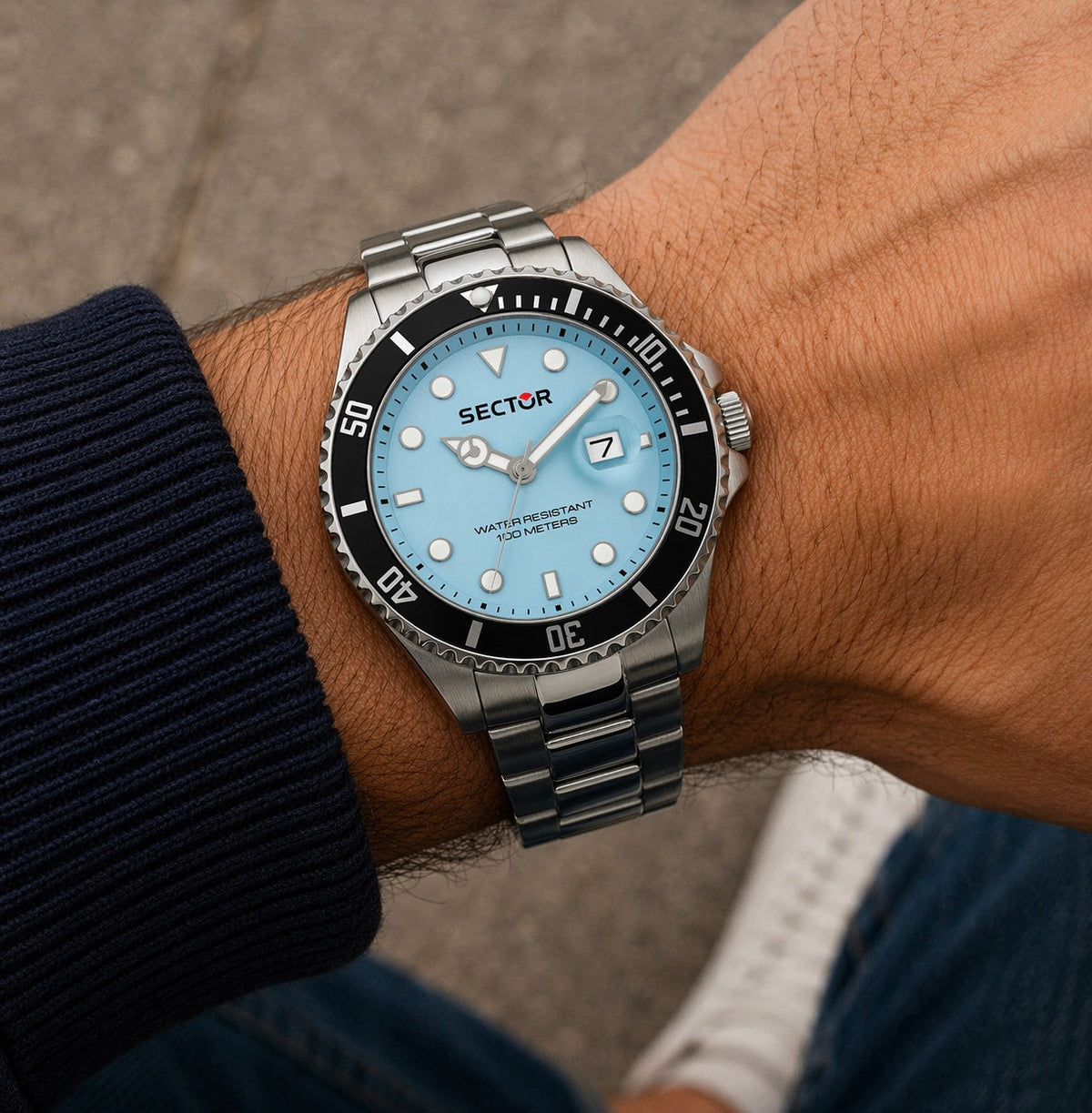SECTOR 230 WATCH - R3253161065