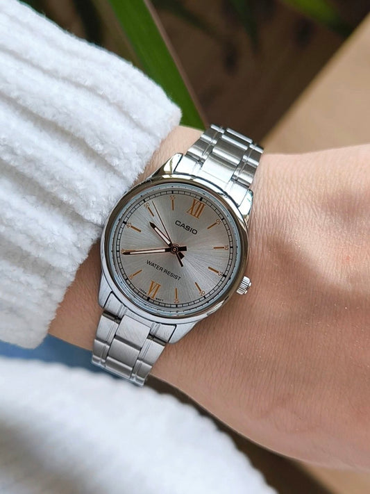 CASIO LTP-V005D-7B2UDF