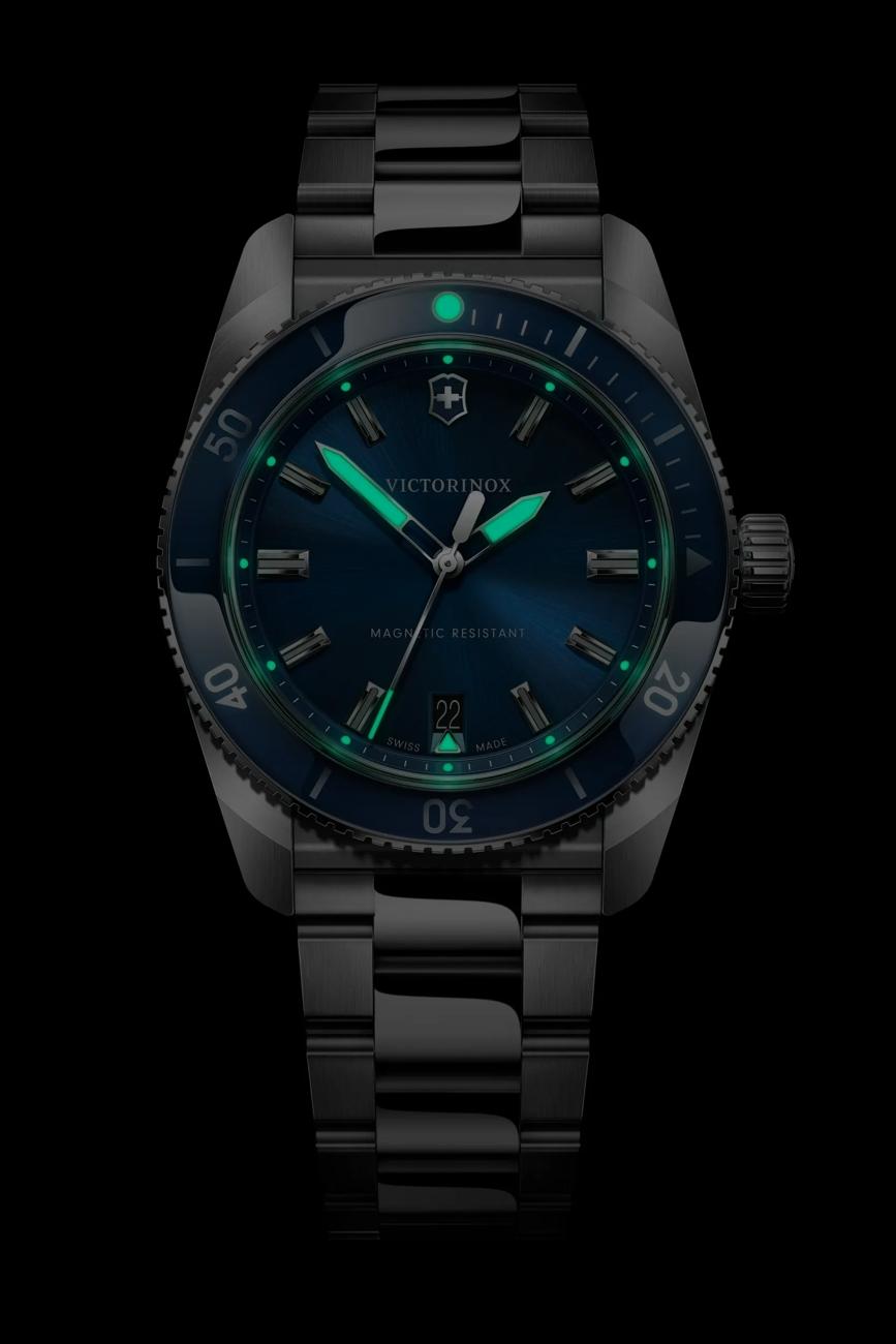VICTORINOX MAVERICK 242095