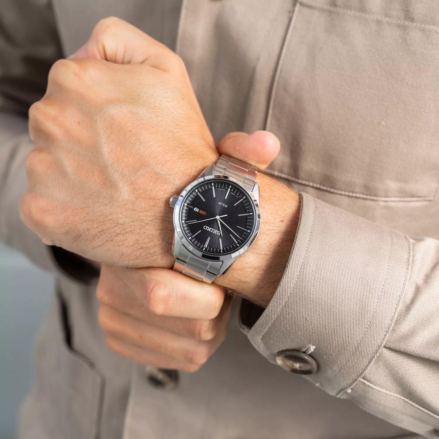 SEIKO SNE527P1 SOLAR