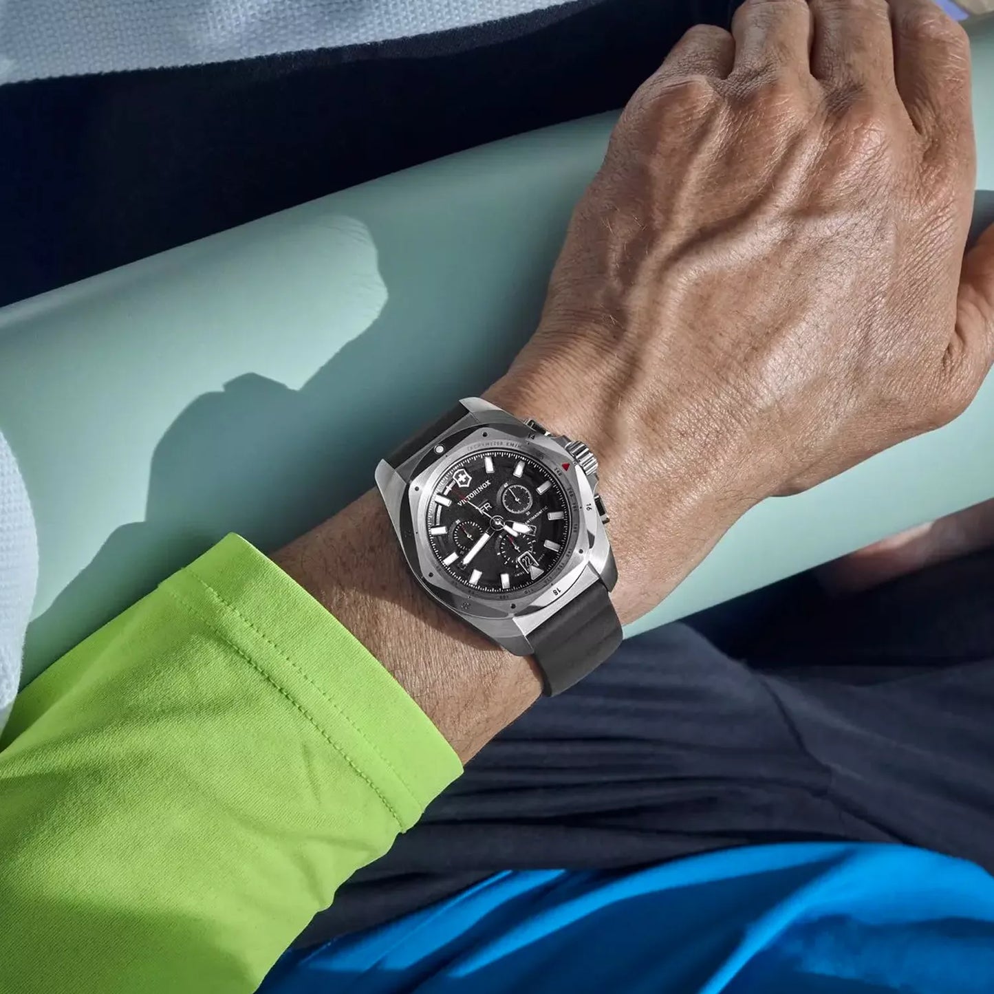 VICTORINOX I.N.O.X. CHRONOGRAPH 241983