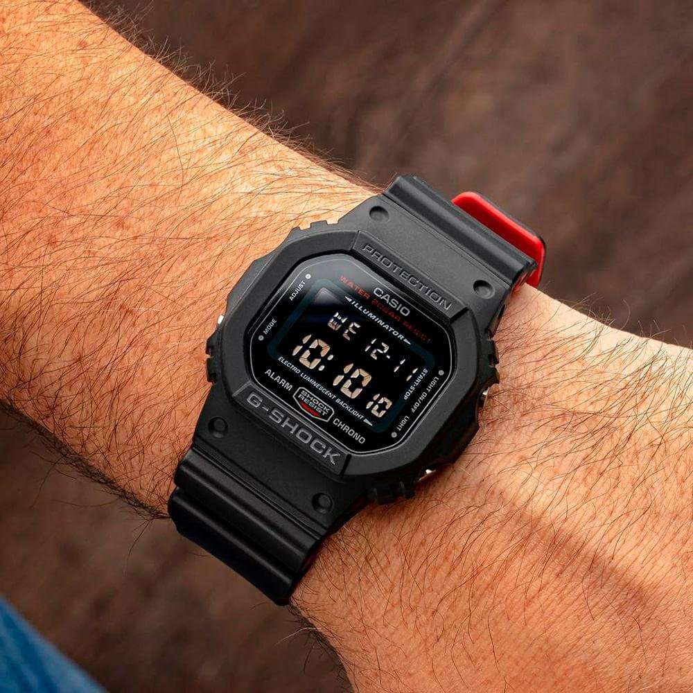 G-SHOCK DW-5600UHR-1DR