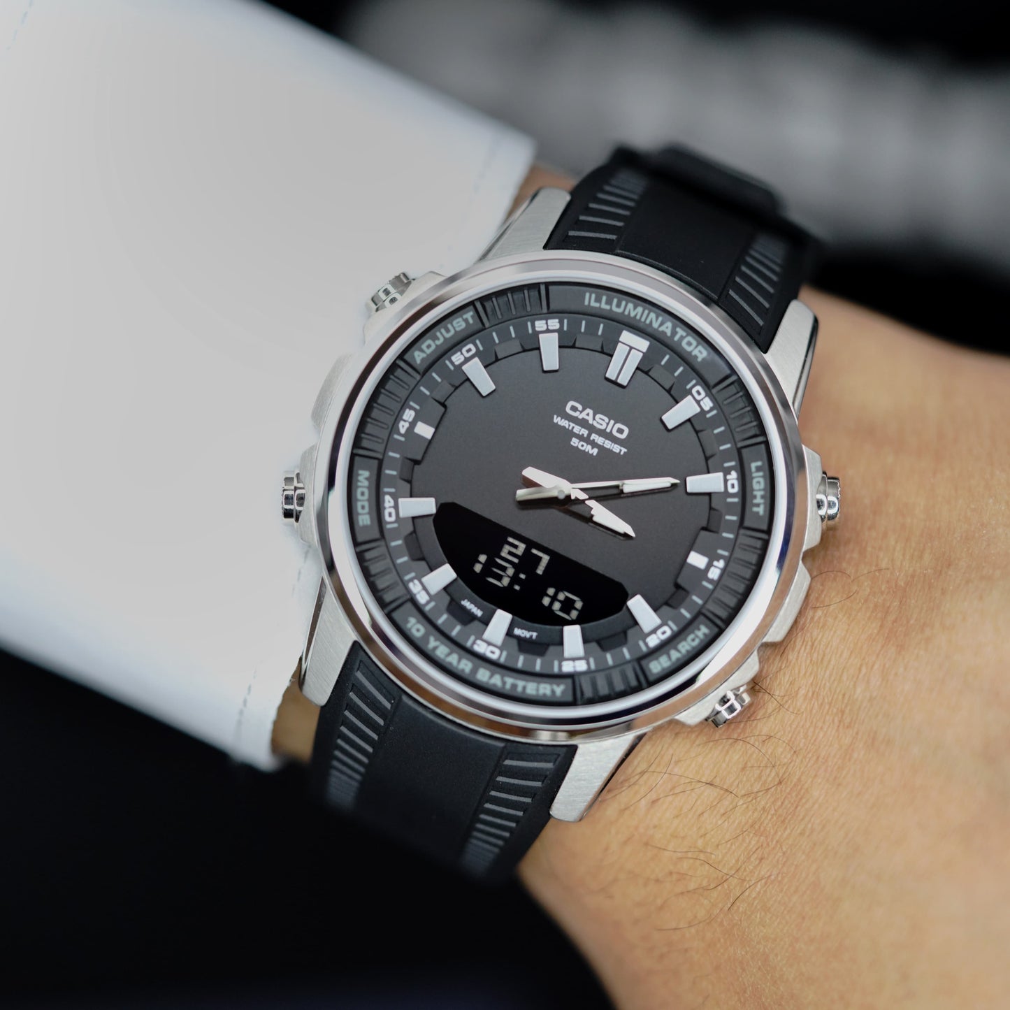 CASIO AMW-880-1AVDF