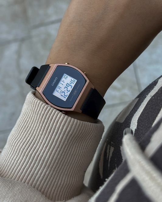 CASIO LW-204-1ADF