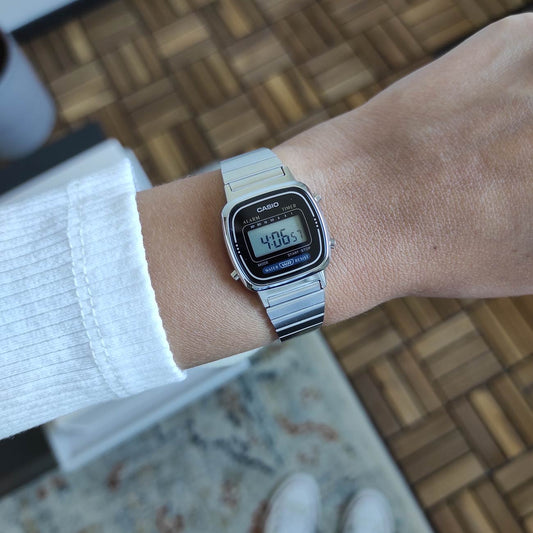 CASIO LA670WA-1DF