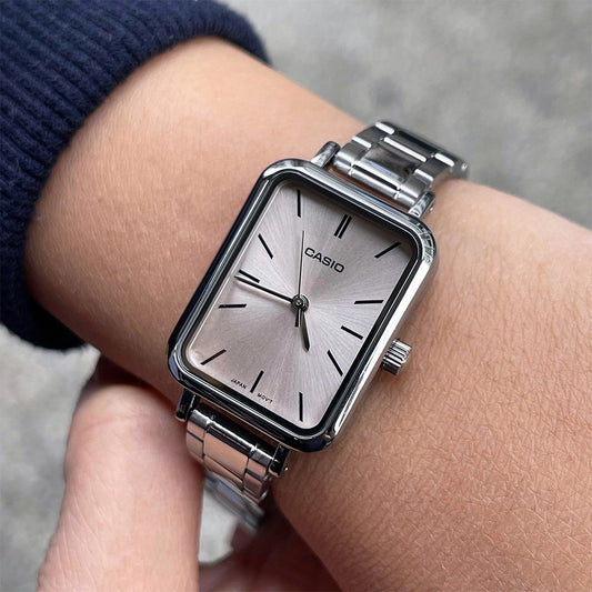 CASIO LTP-V009D-4EUDF