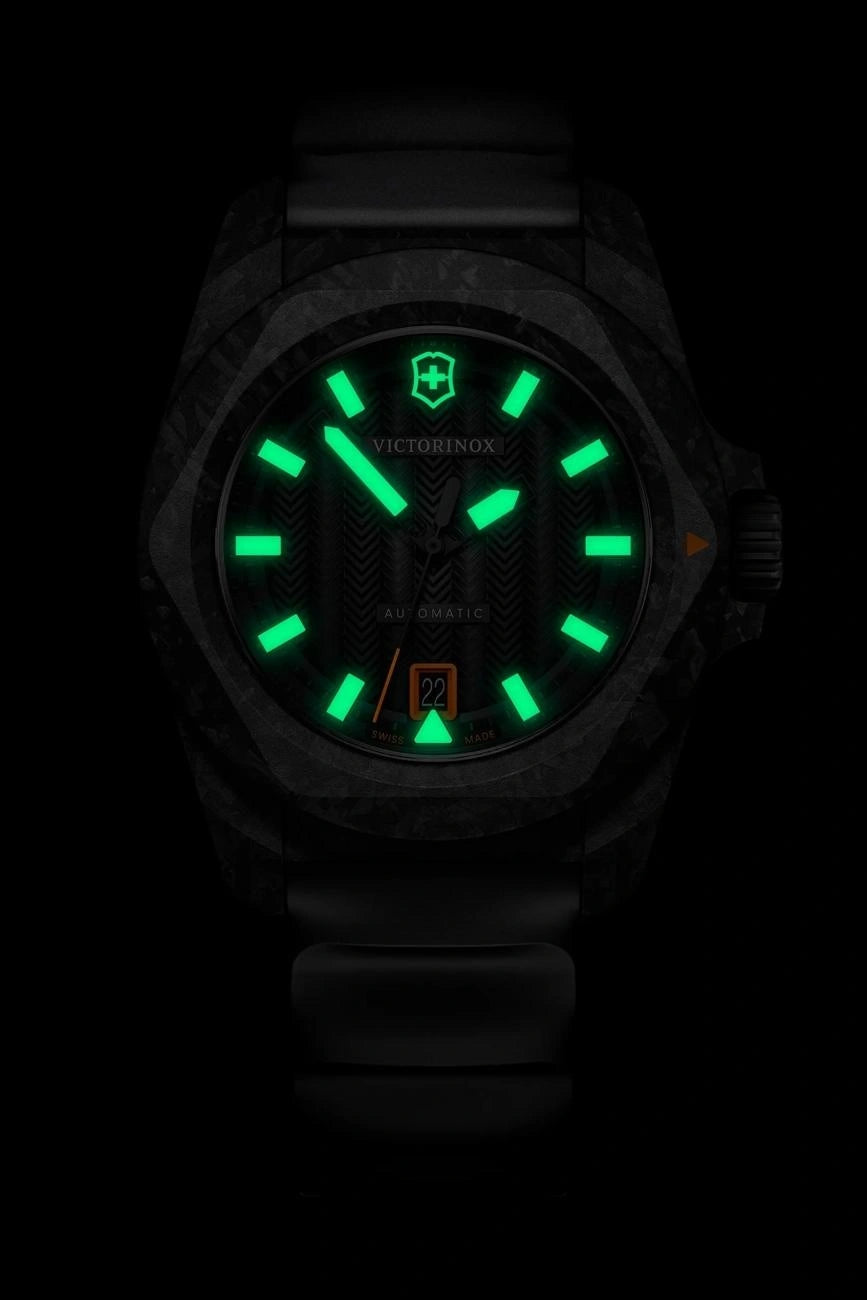 VICTORINOX I.N.O.X. AUTOMATIC 242023.1