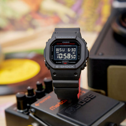 G-SHOCK DW-5600UHR-1DR