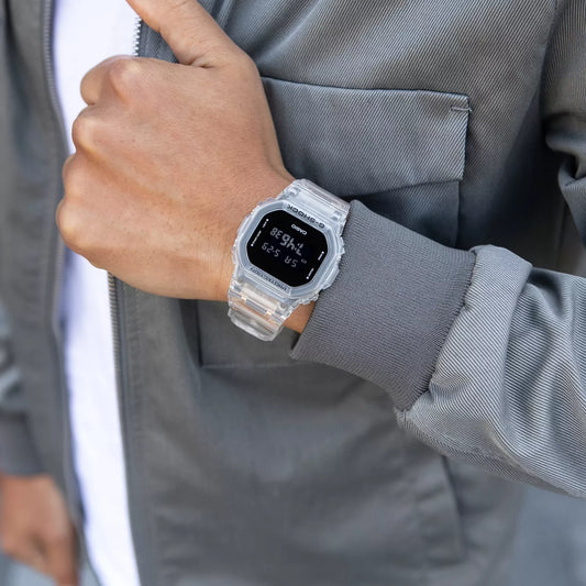 G-SHOCK DW-5600SKE-7DR